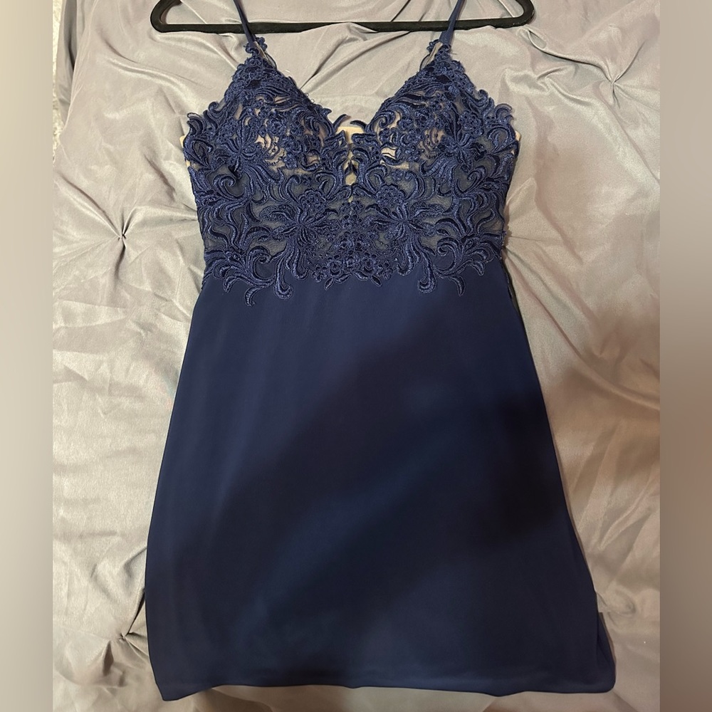 Terry costa, short, navy blue, lace, size 2, homecoming and or prom dress.